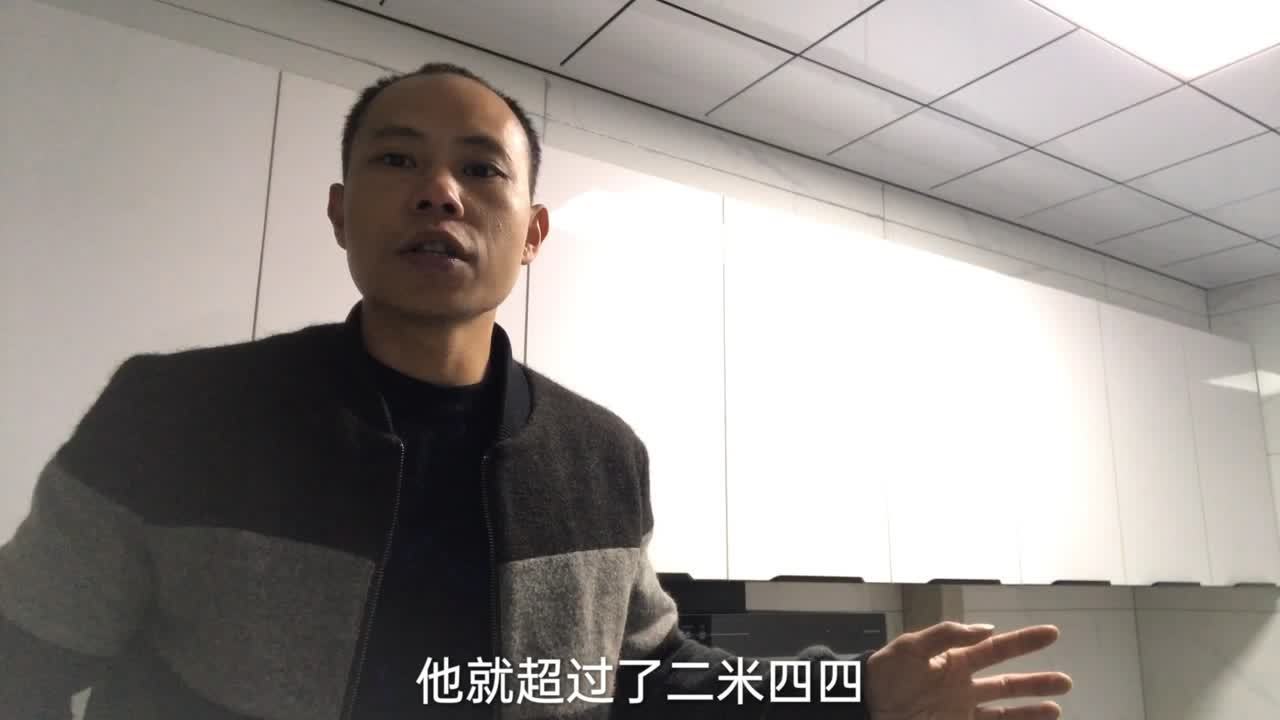 吊柜多层实木好不好装